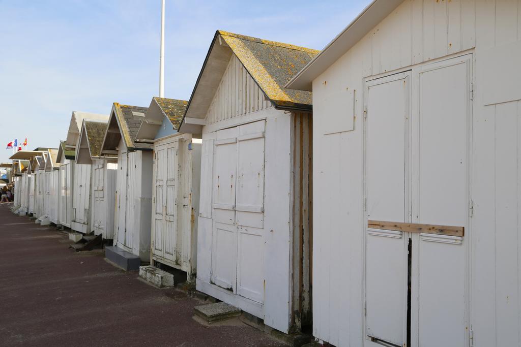 Maison Studios & Appartements Les 4 Vents Luc-sur-Mer Exteriér fotografie